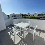 Apartment Izaro Atico De Lujo Cerca De Playa Dorada