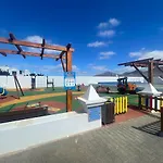 Apartment Izaro Atico De Lujo Cerca De Playa Dorada
