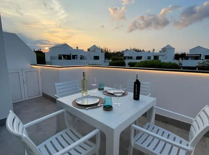 Appartement Izaro Atico De Lujo Cerca De Playa Dorada *