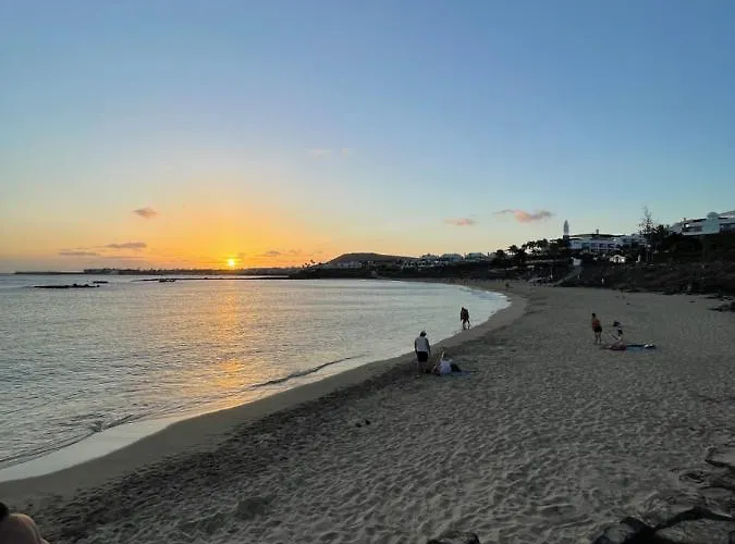 Izaro Atico De Lujo Cerca De Playa Dorada Appartement