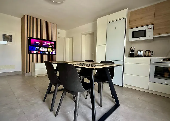 Izaro Atico De Lujo Cerca De Playa Dorada Lejlighed *