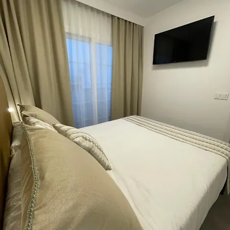 Izaro Atico De Lujo Cerca De Playa Dorada Appartement *