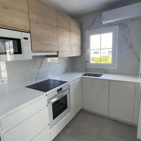 Izaro Atico De Lujo Cerca De Playa Dorada Appartement Playa Blanca (Lanzarote)
