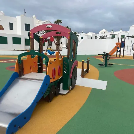 Izaro Atico De Lujo Cerca De Playa Dorada Appartement