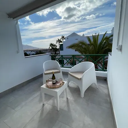 Izaro Atico De Lujo Cerca De Playa Dorada Appartement