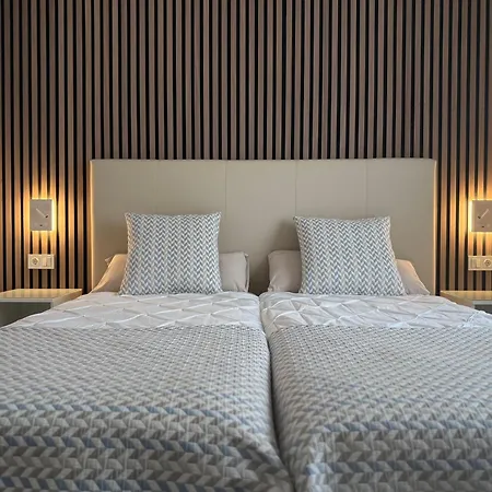 Izaro Atico De Lujo Cerca De Playa Dorada Apartamento *